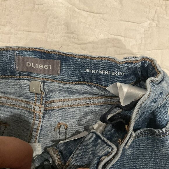 DL1961 Girl's Jenny Mini Jean Skirt Denim Twilight Star SIZE 4T Toddler kids - Picture 5 of 10